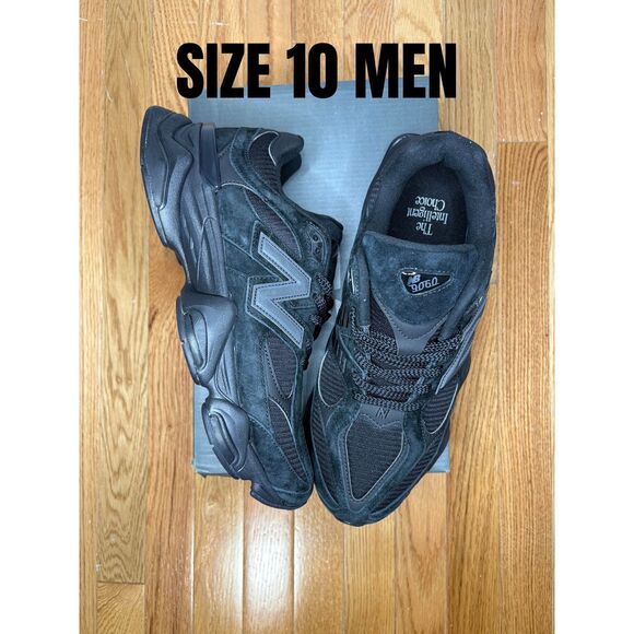 New Balance 9060 triple black size 10 men - Picture 1 of 2
